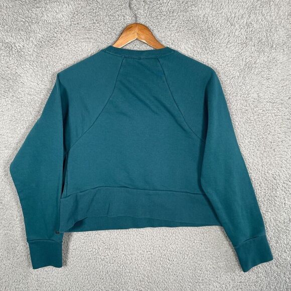 Nike Sweatshirt Womens Medium Get Fit Lux Pullover Crop Top Relaxed Logo CV7248 - Picture 10 of 11